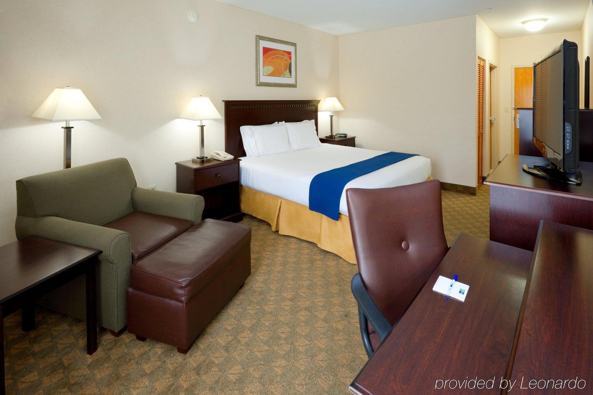 Holiday Inn Express & Suites Carneys Point - Pennsville By Ihg Δωμάτιο φωτογραφία