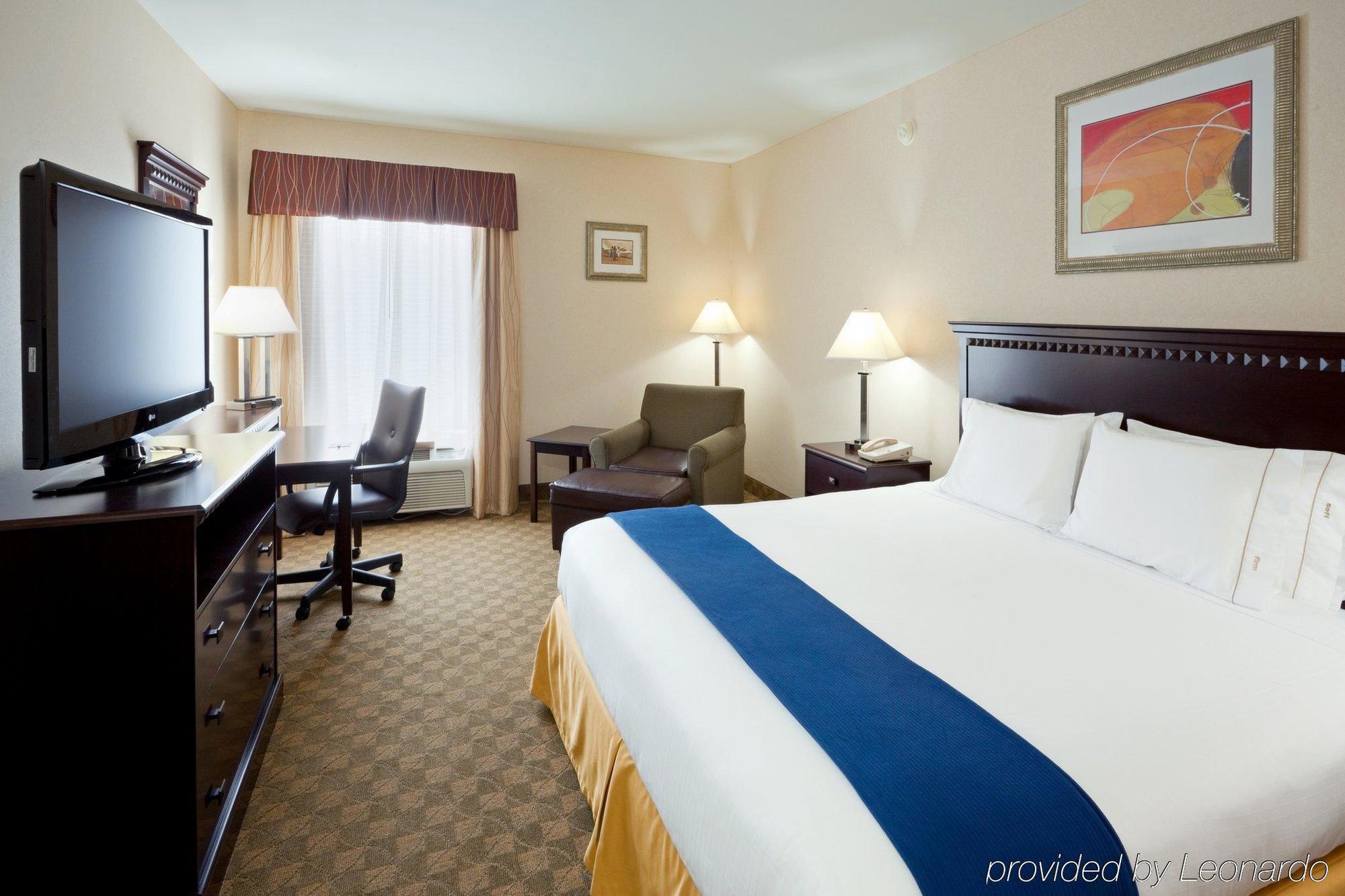 Holiday Inn Express & Suites Carneys Point - Pennsville By Ihg Δωμάτιο φωτογραφία