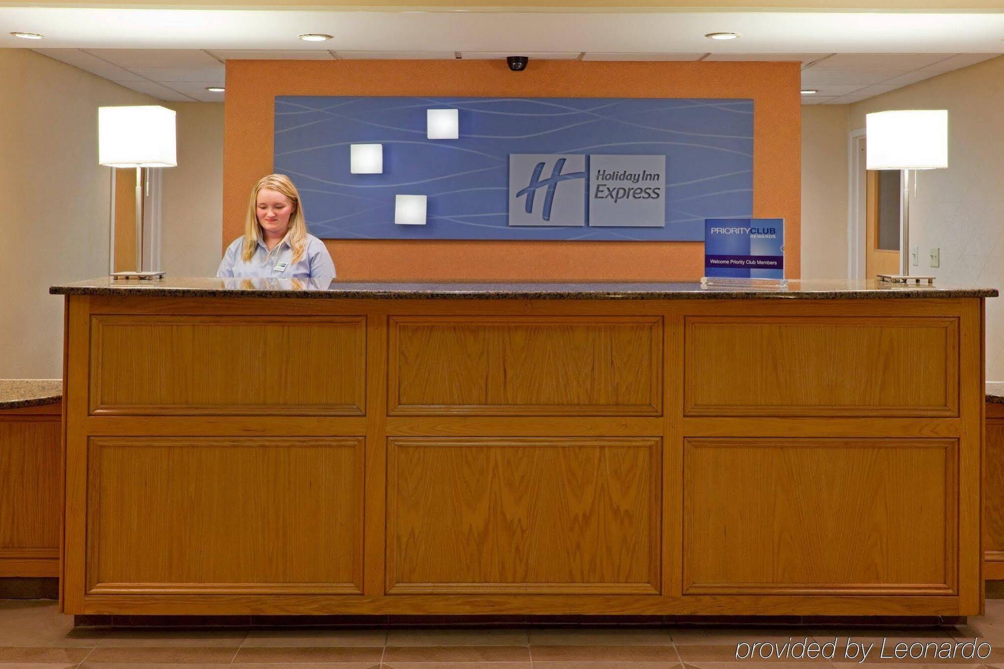 Holiday Inn Express & Suites Carneys Point - Pennsville By Ihg Εξωτερικό φωτογραφία